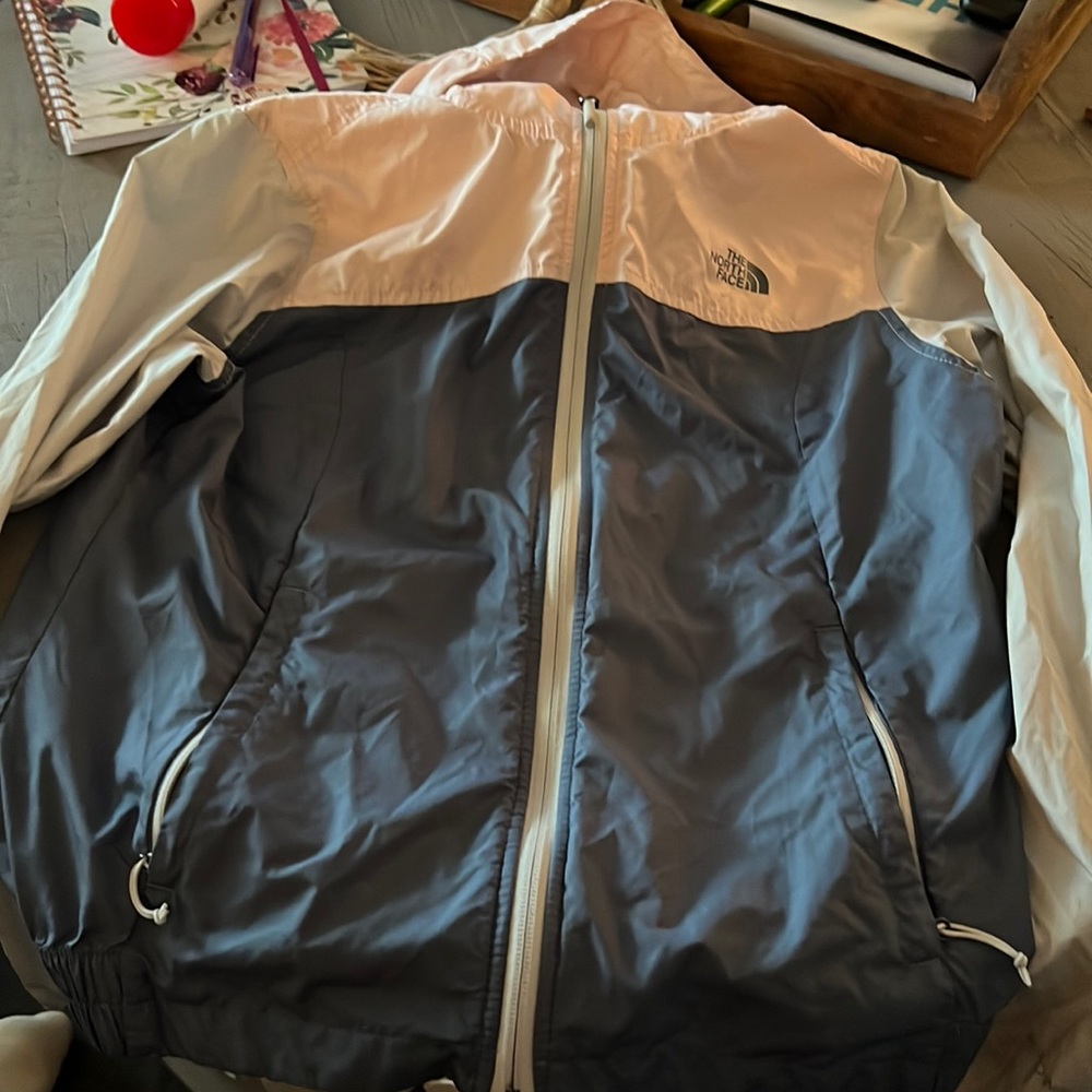 North face wind breaker